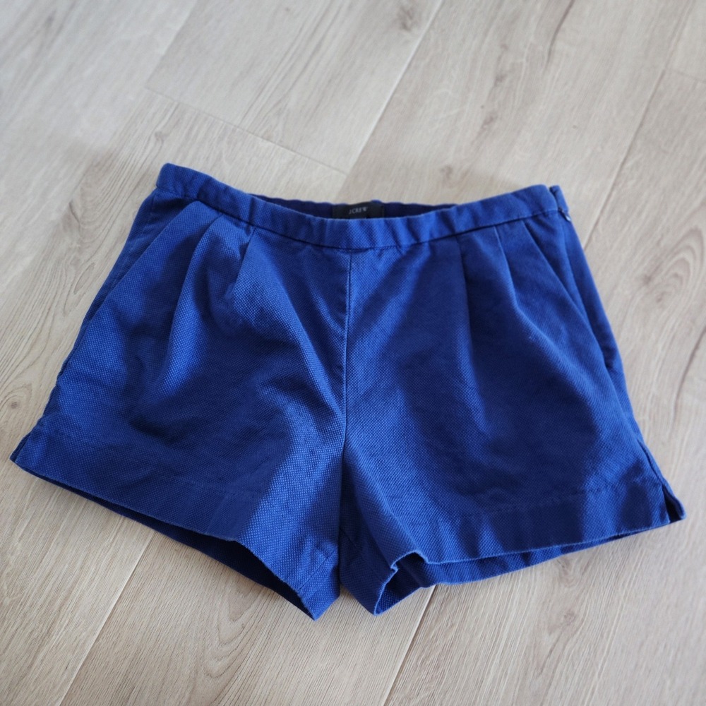 J. Crew Royal‎ Blue Textured Pleated chino Shorts 2.5" inseam Women's Size 2